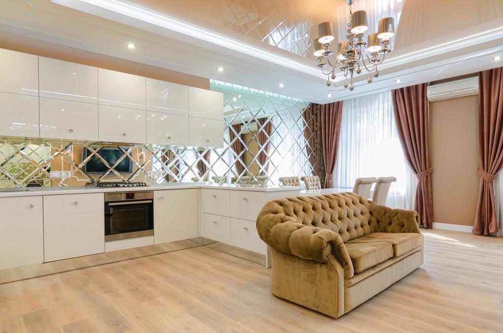 Royal Art-Deco Apartment Lviv Bagian luar foto